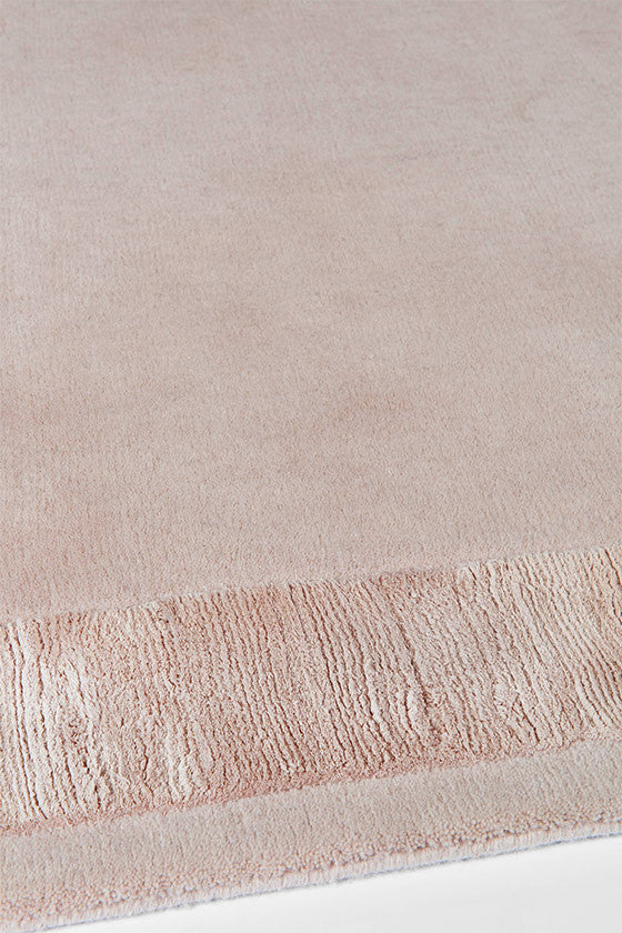 Portland Pink Silk Border